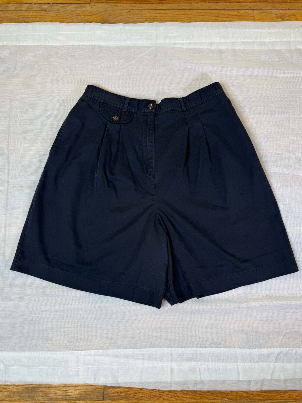 Karen Scott II Black Pleated Casual Shorts Size 18W